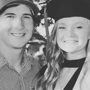 Meet your Posher, Kaitlynn